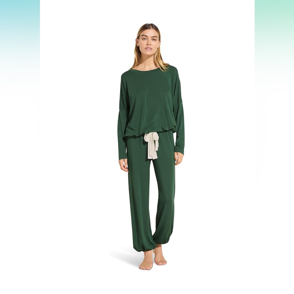 Forest green eberjey gisele pajama set (like new)